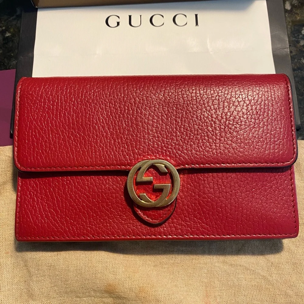 Gucci Red Vintage Wallet On Chain with Gold Tone GG Magnetic Lock Full Inclusion